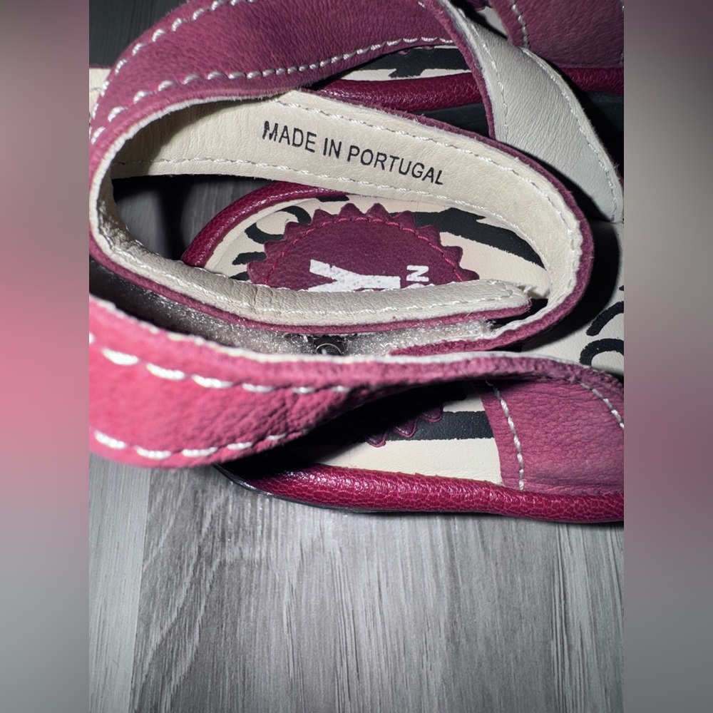 Fly London Women's Burgundy Open-Toe Sandals - Picture 5 of 11